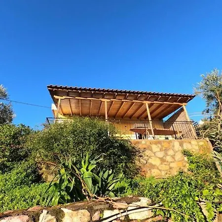 Διαμέρισμα Cozy Garden With Stunning Sea Views