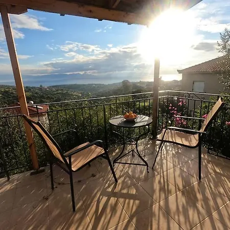 Cozy Garden With Stunning Sea Views Apartament